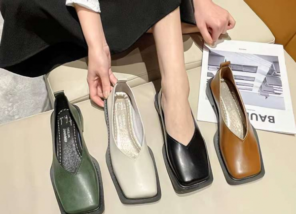 Квадратные носы: тренд обуви весны 2025, как и с чем носить Квадратные носы: тренд обуви весны 2025, как и с чем носить