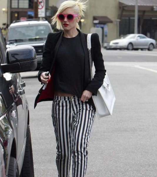 Тряхнуть стариной: как и с чем носить винтажные пиджаки и платья Тряхнуть стариной: как и с чем носить винтажные пиджаки и платья