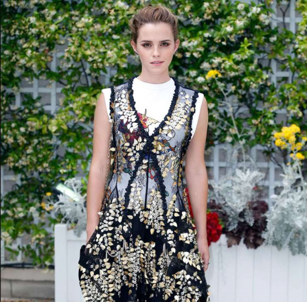 Тряхнуть стариной: как и с чем носить винтажные пиджаки и платья Тряхнуть стариной: как и с чем носить винтажные пиджаки и платья