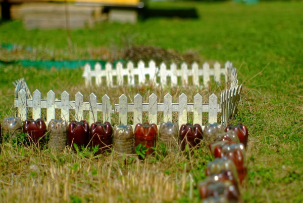 Заборчик для клумбы своими руками: 10 идей Заборчик для клумбы своими руками: 10 идей