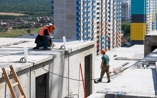 За год жилищные условия в России улучшили более 4 млн семей