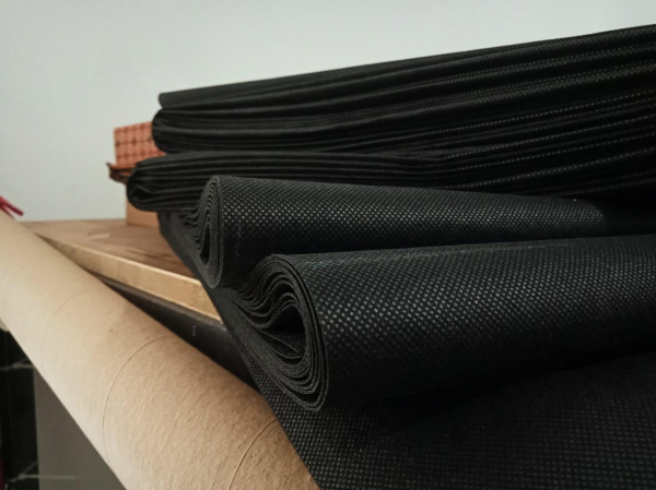 Что такое спанбонд, каким он бывает и для чего используется Что такое спанбонд, каким он бывает и для чего используется