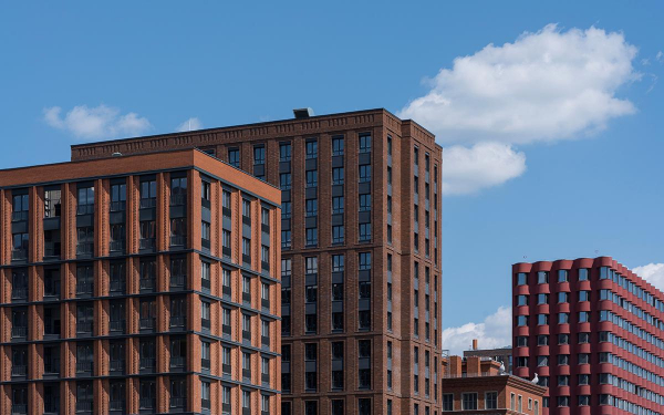 В новостройках массового сегмента Москвы резко сократилось предложение