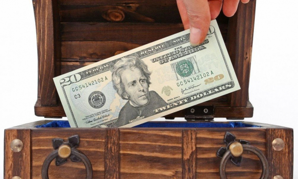 «Со 100% до 10%»: эксперт объяснил, почему пошлины Трампа выгодны Москве