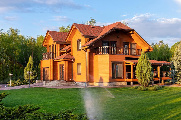 Большие, классические и необычные: какие дома сложно продать в 2025 году Большие, классические и необычные: какие дома сложно продать в 2025 году