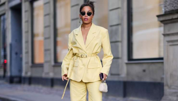 Нежность и элегантность: цвет сезона — butter yellow, как его стилизовать