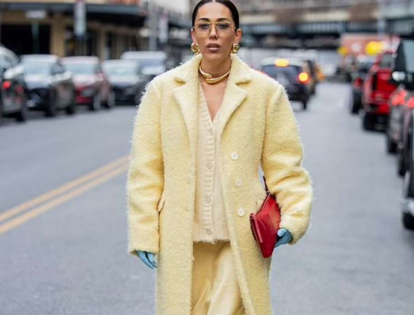 Нежность и элегантность: цвет сезона — butter yellow, как его стилизовать