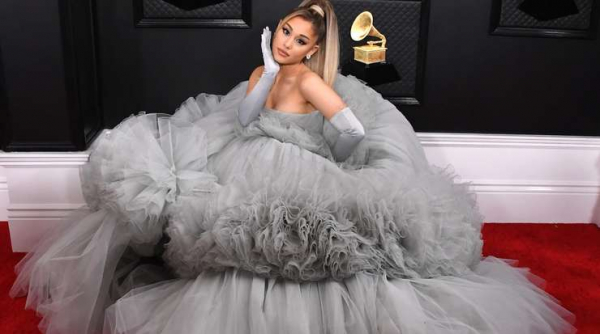 Выше мамы, выше папы, достает до потолка: как визуально удлинить фигуру: 5 секретов и хитростей звезд и моделей