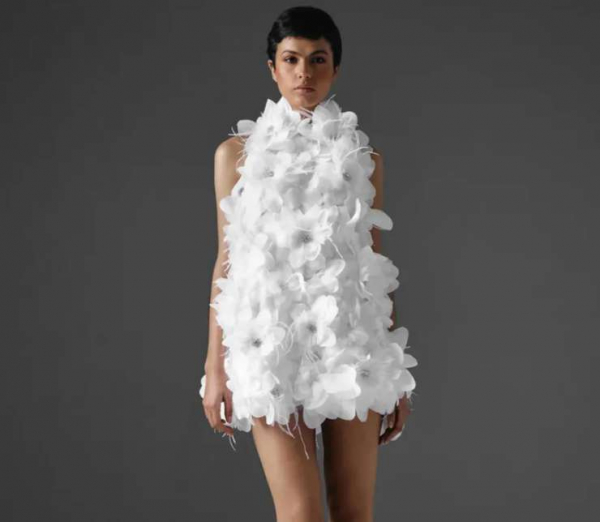 Летняя свадьба 2025: модные тренды и советы стилиста для невест Летняя свадьба 2025: модные тренды и советы стилиста для невест