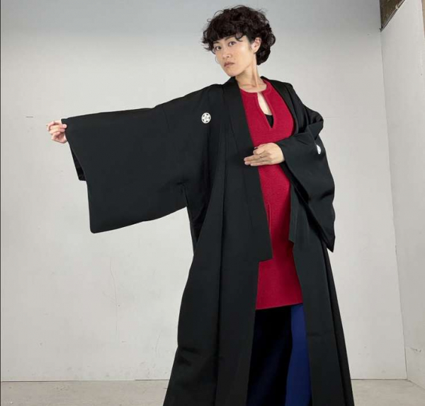 Кимоно — тренд лета 2025: как вписать его в гардероб и с чем сочетать