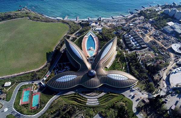 «Трудные» регионы: почему то, что привлекает туристов, напрягает архитекторов и девелоперов