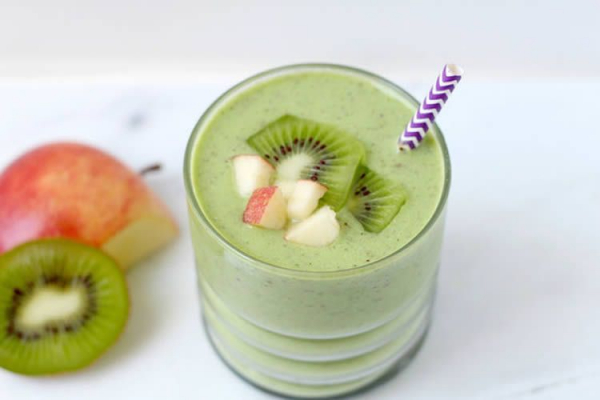 Какие существуют популярные заблуждения о фруктах и ягодах, рассказал нутрициолог