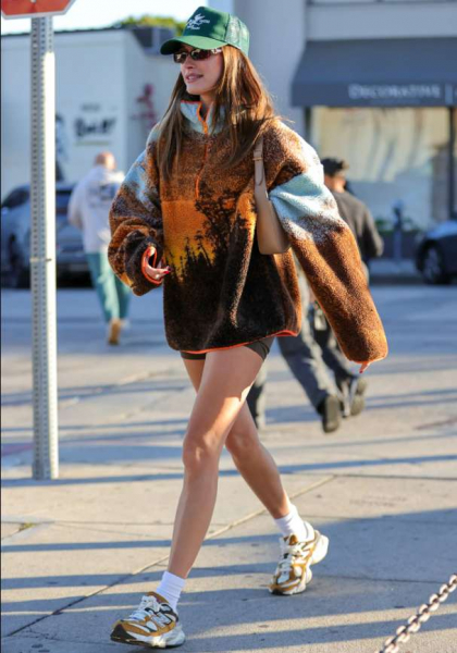 Какие кроссовки носить осенью: гид по трендам от стилиста, чтобы купить уже сейчас