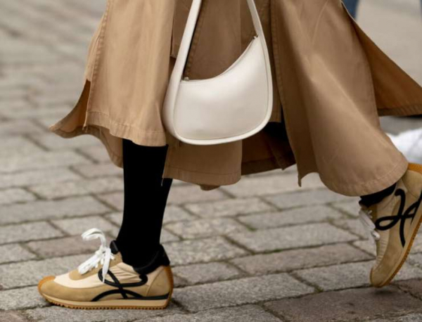 Какие кроссовки носить осенью: гид по трендам от стилиста, чтобы купить уже сейчас