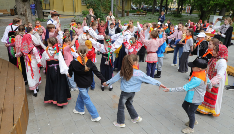 фестиваль «Открытая сцена»